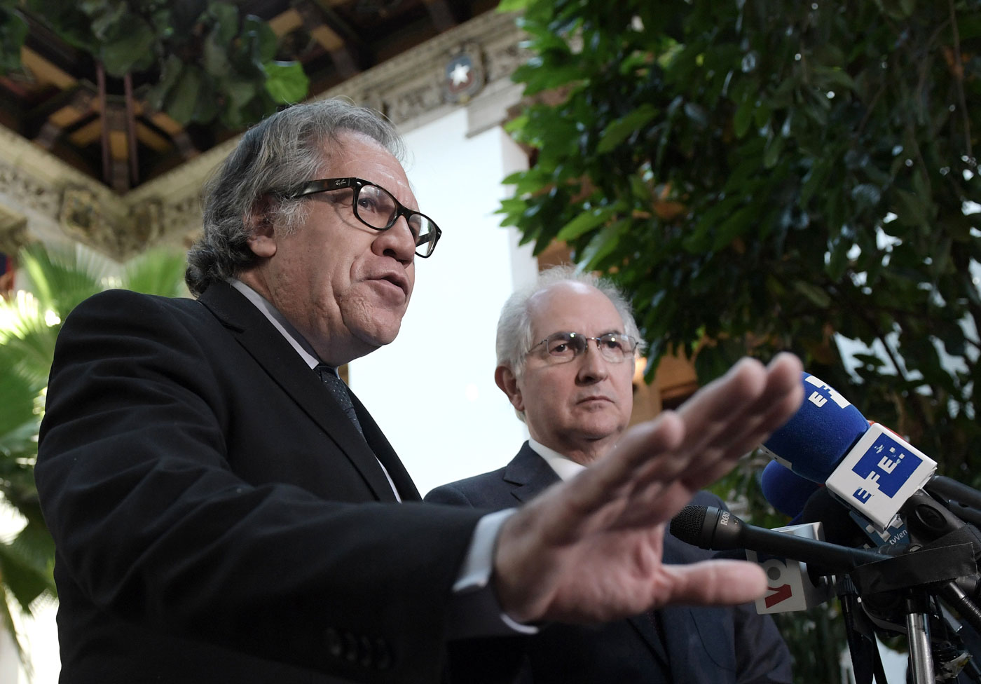 Almagro dice que hay sectores en la MUD que no representan a la oposición