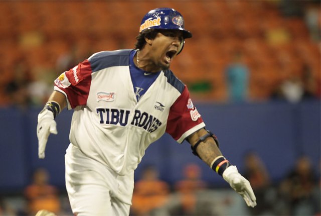 Teodoro Martínez de los Tiburones de La Guaira // Foto LVBP