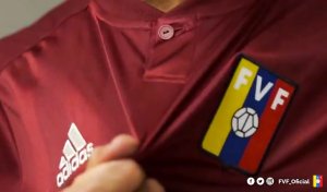 ¿Jugar o no jugar?: Apagones fracturan al fútbol venezolano