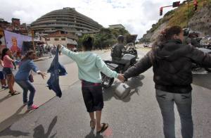 Reportan protesta en Roca Tarpeya en Caracas #13Ene