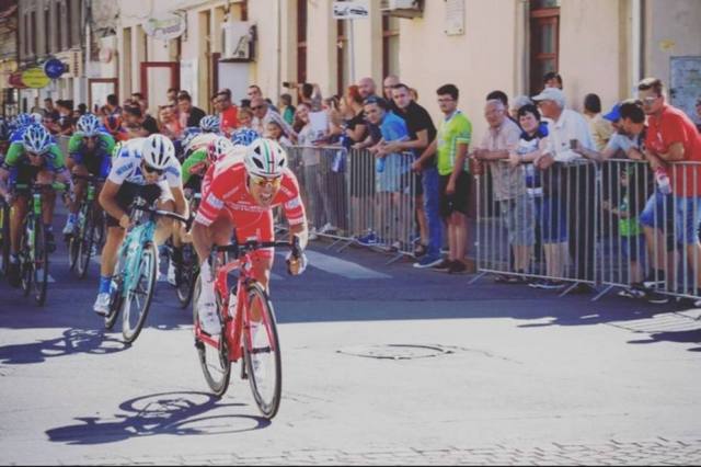 El ciclista italiano Matteo Malucelli (Foto: eluniversal.com)