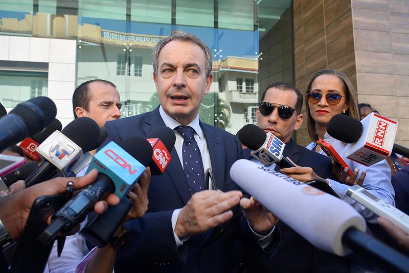 Zapatero: Es imperioso lograr un acuerdo entre Gobierno y oposición