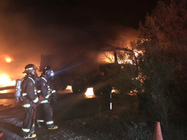 Una veintena de camiones destruidos en ataques incendiarios en sur de Chile (Foto)