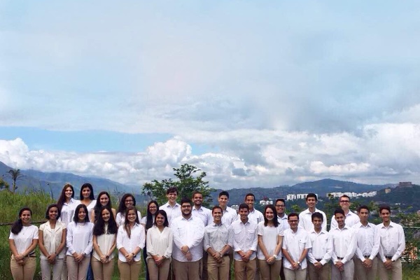 Estudiantes recaudan fondos para representar a Venezuela en el Modelo Latinoamericano de la ONU