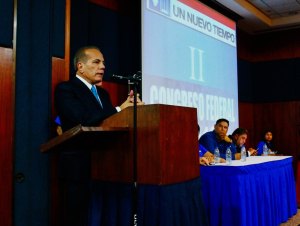 Rosales asume presidencia de UNT: Recuperaremos el país