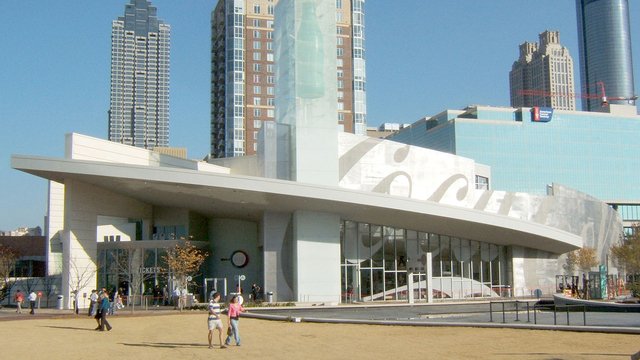 El Museo de Coca-Cola en Atlanta es evacuado por una amenaza de bomba