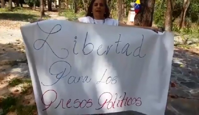 Madre del preso político Lorent Saleh, Yamileth Saleh // Foto captura de video
