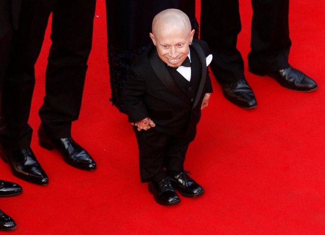 FILE PHOTO: Cast member Verne Troyer arrives for the screening of the film "The imaginarium of Doctor Parnassus" out of competition at the 62nd Cannes Film Festival May 22, 2009. REUTERS/Vincent Kessler/File Photo