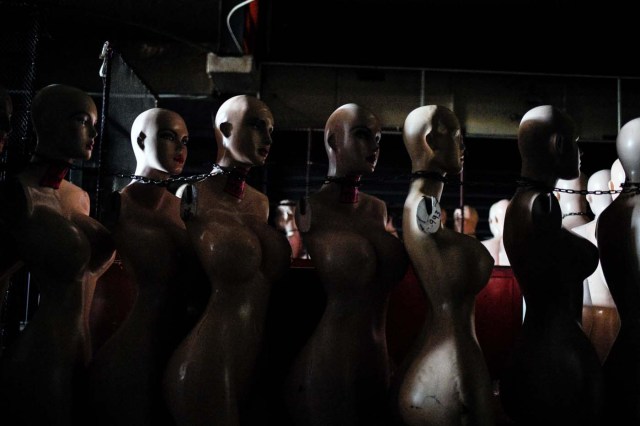 View of mannequins in a store in Maracaibo, Venezuela on May 3, 2018. Amid blackouts, skyrocketing prices, shortage of food, medicine and transportation, Venezuelans go to elections next May 20 anguished to survive one of the worst crisis in the oil country. / AFP PHOTO / Federico PARRA