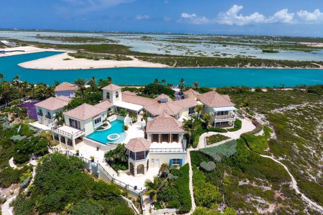 2-prince-turks-caicos-estate-exterior-1525728941