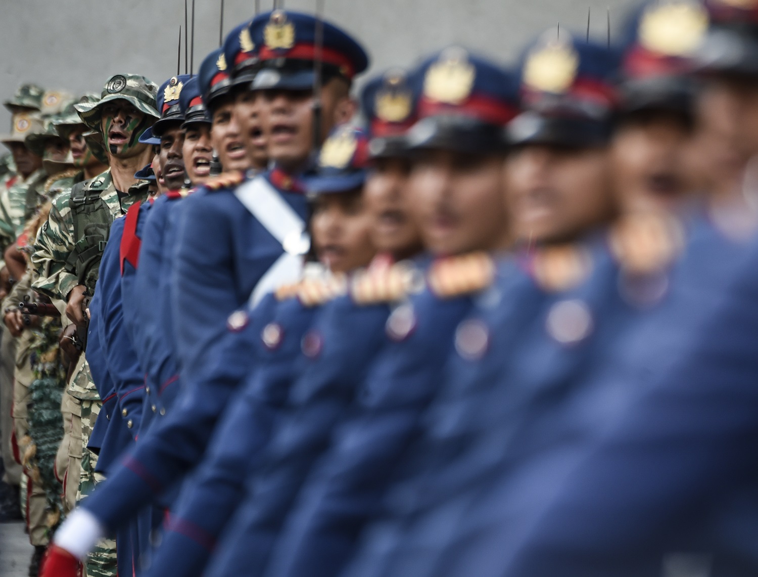 El Ejército al servicio de Maduro se descompone mientras aumentan las listas de desertores