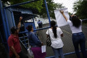 Un grupo de madres en Nicaragua pide la liberación de sus hijos detenidos