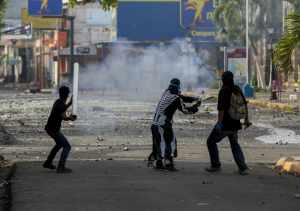 Policía de Nicaragua registra 2 nuevos muertos y 30 heridos en protestas