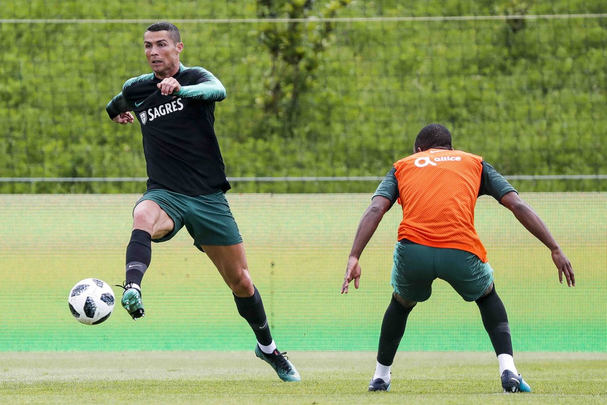 Cristiano Ronaldo cumplió el sueño de dos niños portugueses