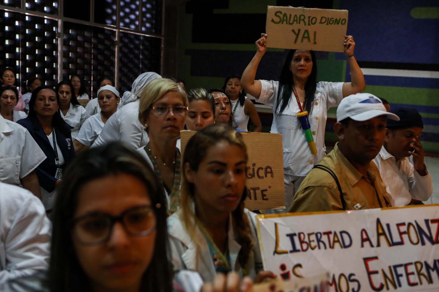 Enfermeros evalúan protestar en el Palacio de Miraflores