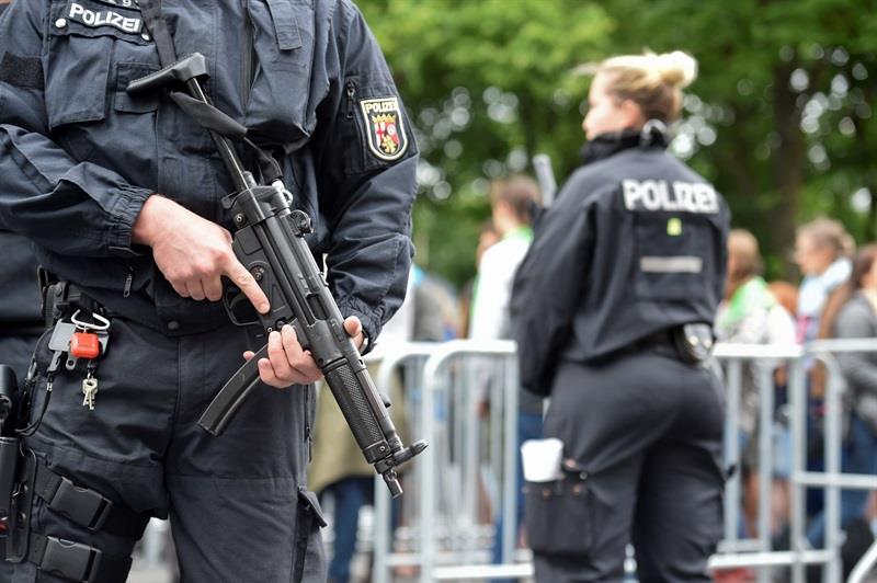 Justicia alemana ordena prisión para el agresor del autobús de Lübeck