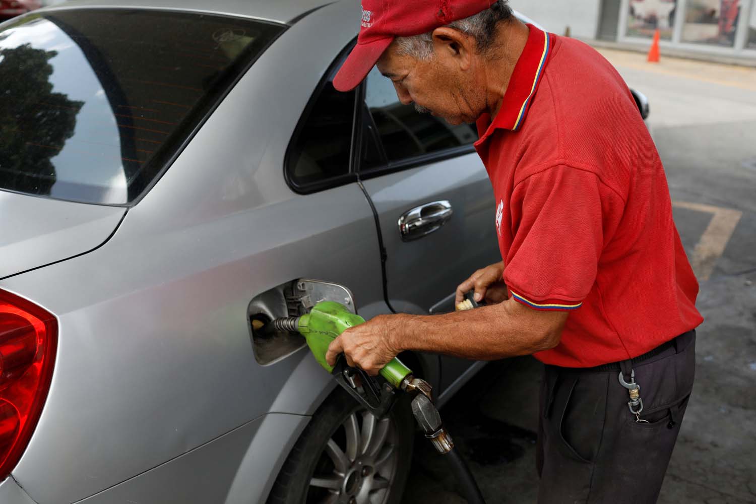 Estaciones de servicio en Zulia fijan tasa única para gasolina en 1.000 bolívares fuertes