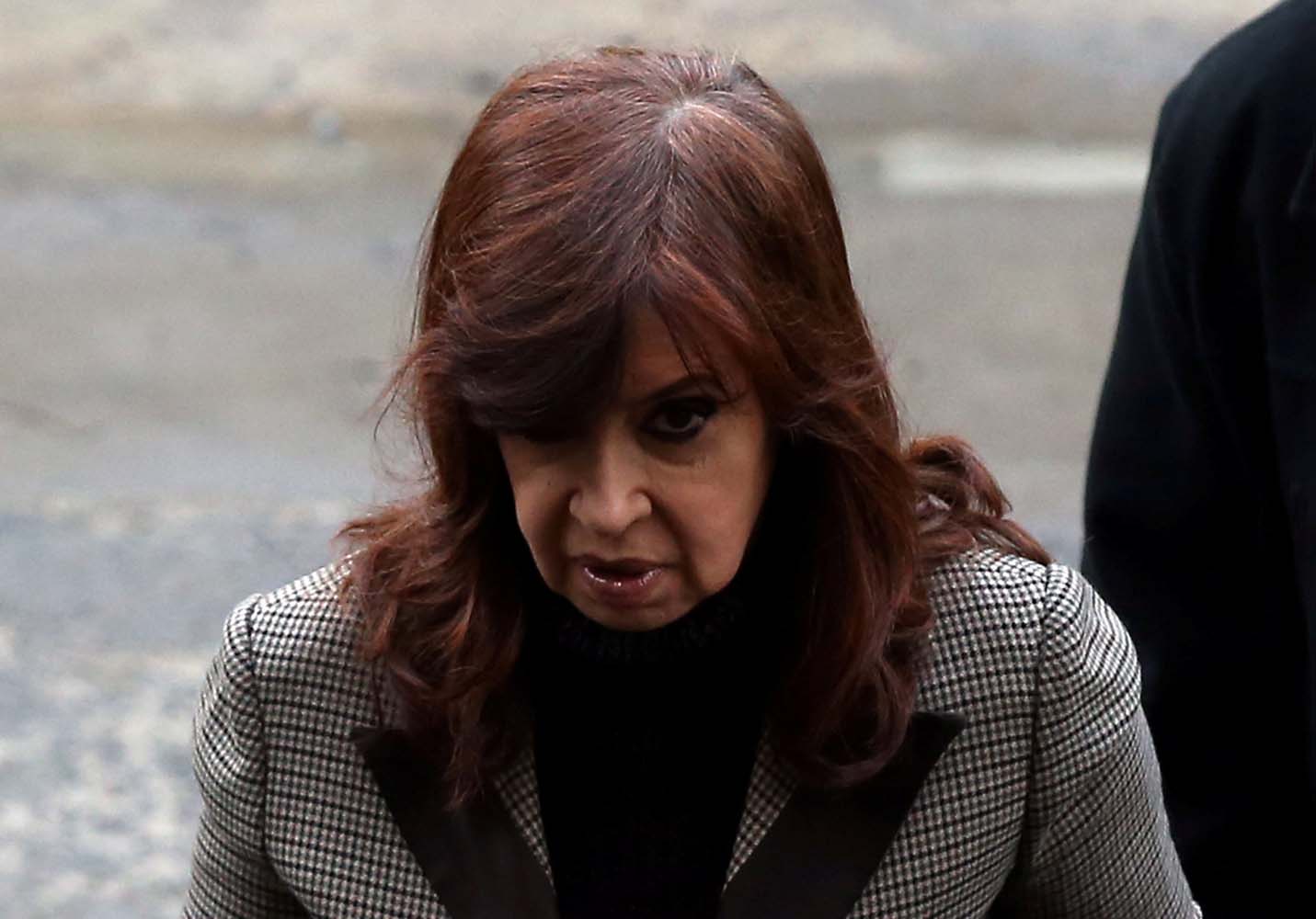 Confirman procesamiento con prisión a Cristina Fernández en caso de sobornos