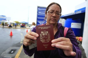 AN exhorta a gobiernos extender vigencia del pasaporte venezolano para trámites migratorios (Acuerdo)
