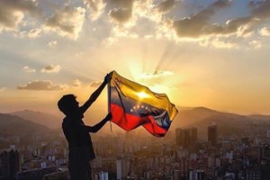 Inmensa mayoría de venezolanos anhelan libertad y prosperidad en un futuro sin “revolución” (TWITTERENCUESTA)