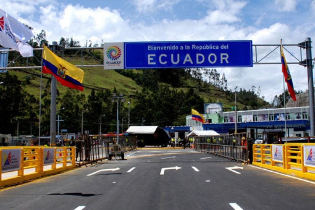 Ecuador mantiene cerrada su frontera a pesar de que Colombia la abrió