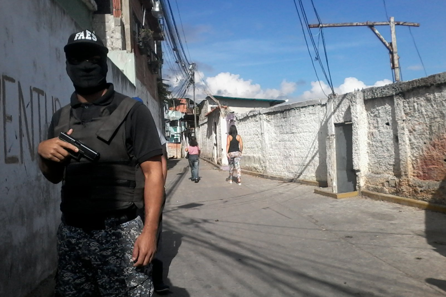 FAES ultima a cinco delincuentes durante operativos en Caracas (Fotos)