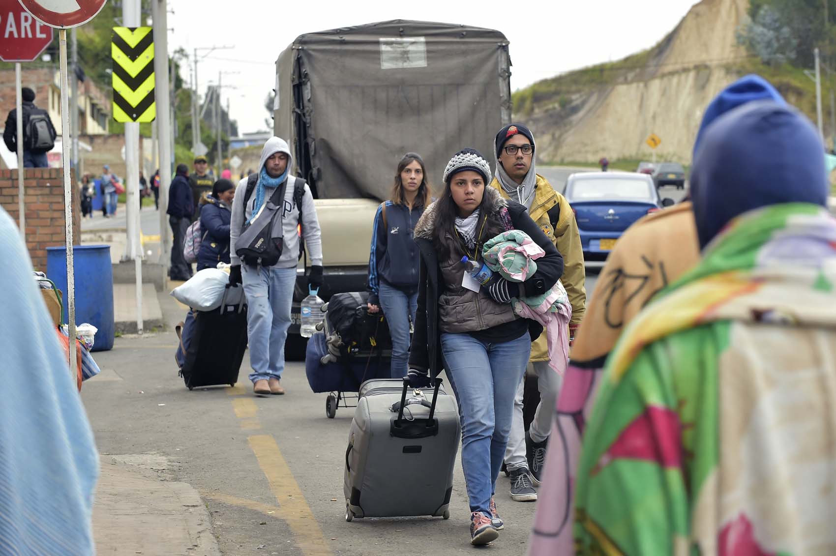 OIM: Venezolanos en Ecuador cobran menos del salario mínimo