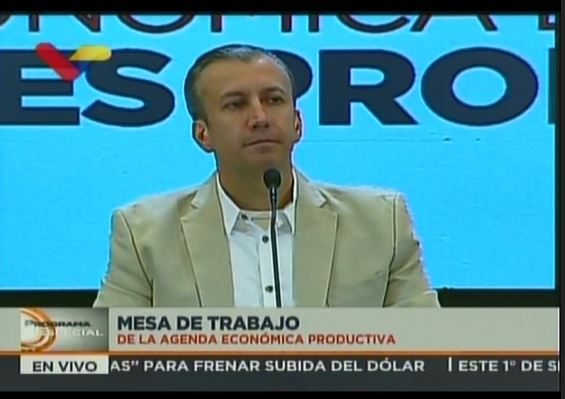 El cinismo de El Aissami: Hoy lanzaron falsas noticias diciendo que los abuelitos tenían que ir a los bancos