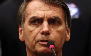 Bolsonaro será elegido presidente de Brasil con un 56 %, según encuesta