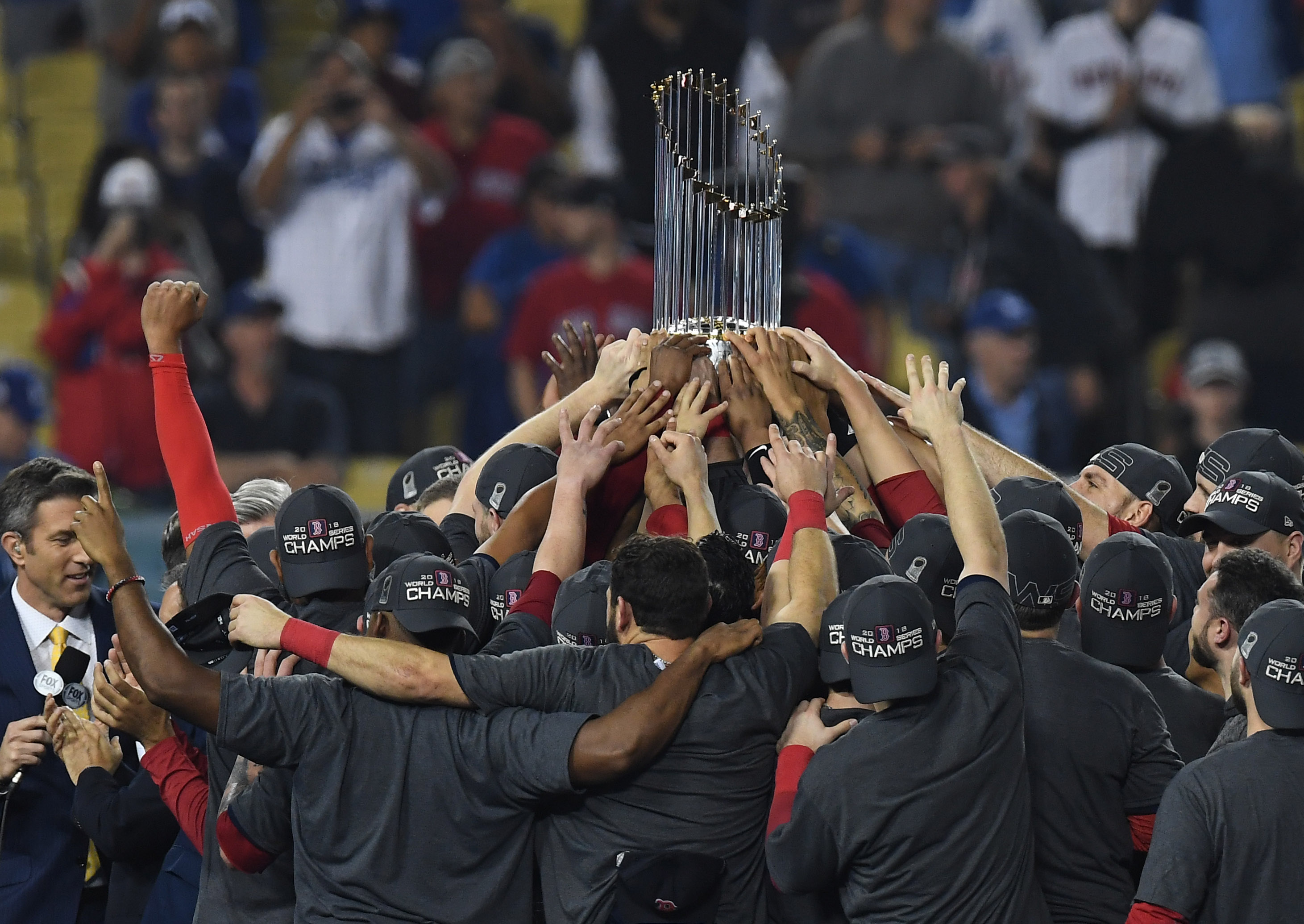 Medias Rojas ganan su novena Serie Mundial al vencer 5×1 a Dodgers (Fotos)