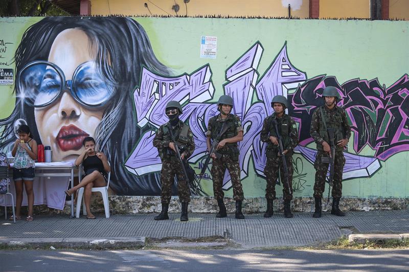 Brasil registró 619 crímenes electorales hasta media jornada en los comicios
