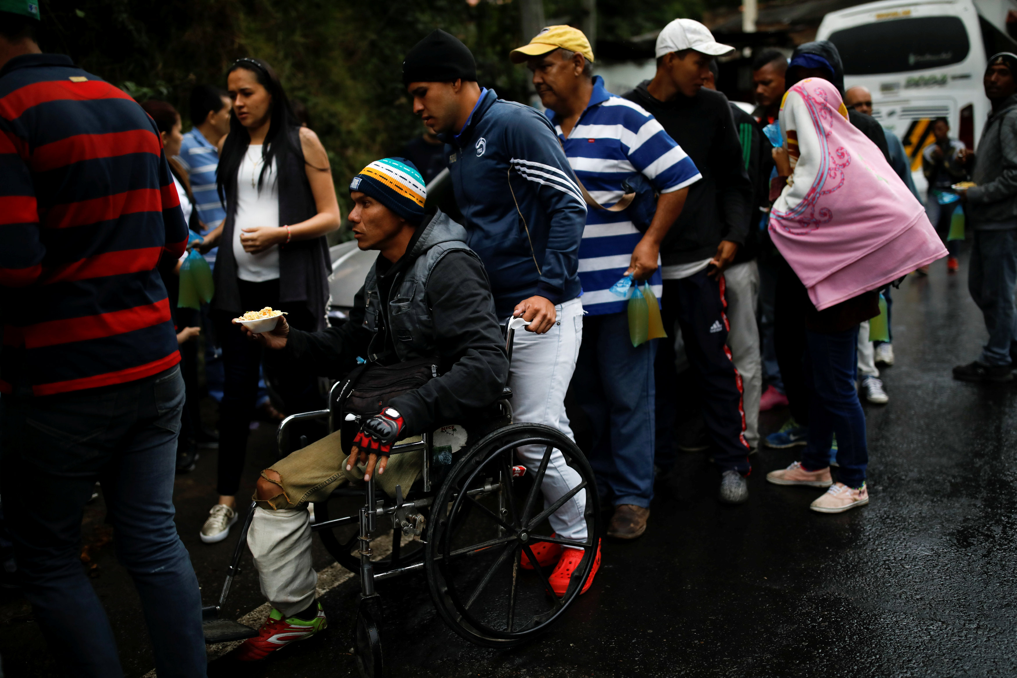 Eurodiputada Beatriz Becerra pide una intervención humanitaria en Venezuela
