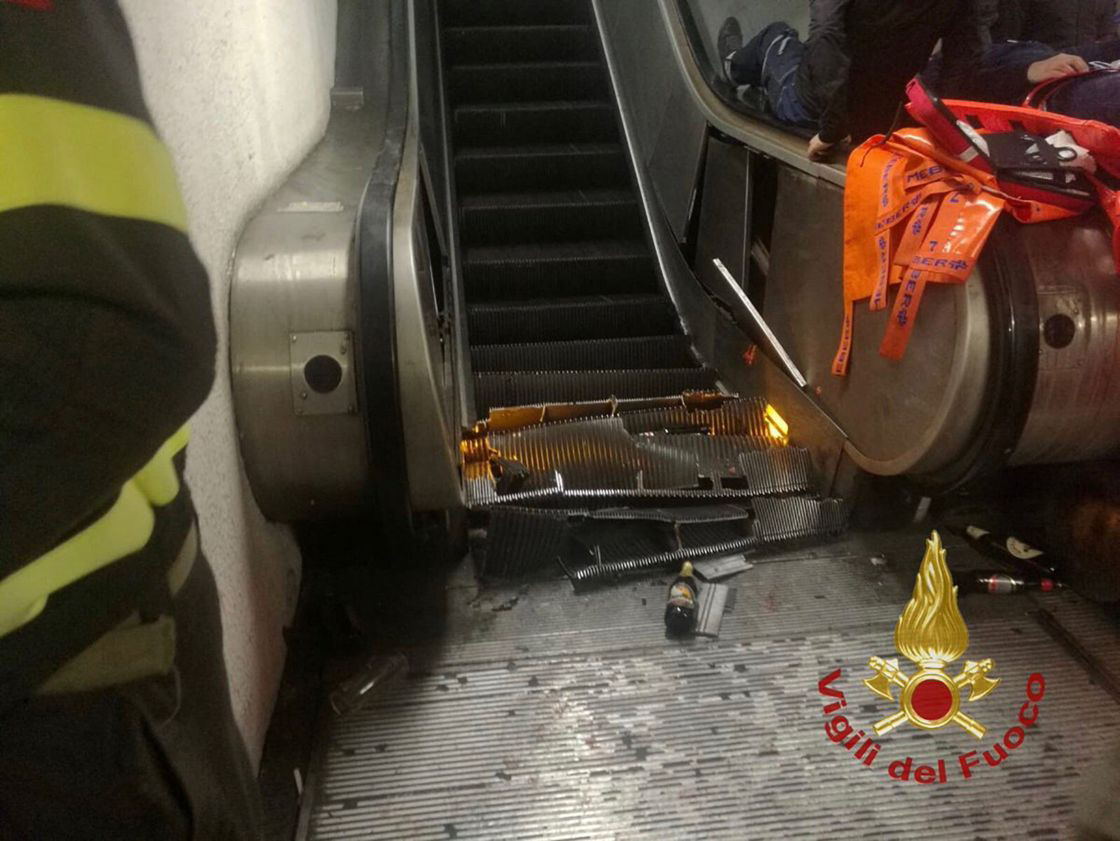Metro de Roma dice que todo estaba en regla con el mantenimiento de escalera mecánica que se hundió (imágenes)