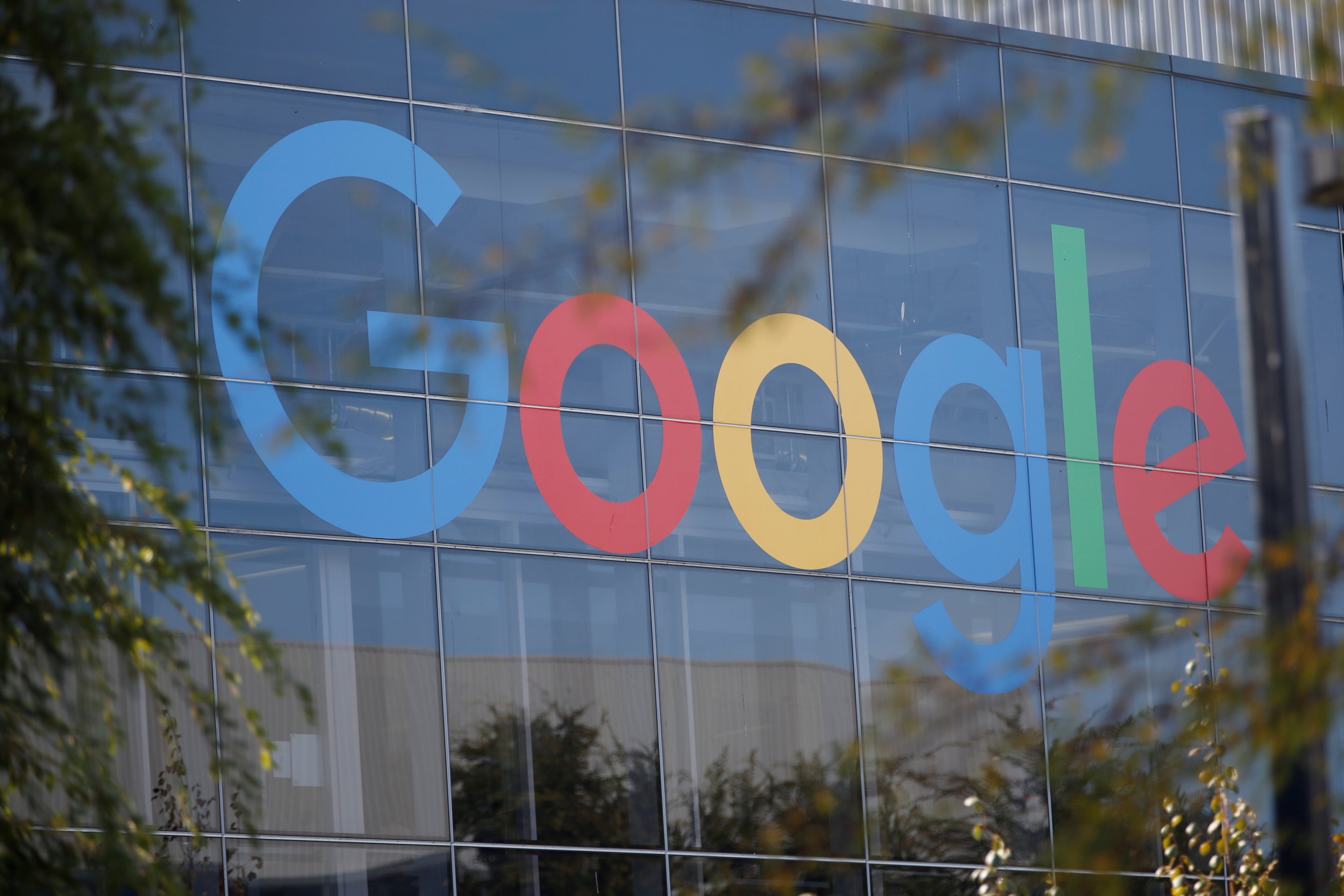 Rusia multa a Google por no eliminar enlaces de páginas prohibidas