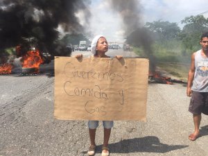 Protestan en Cojedes por falta de comida y gas doméstico #3Nov