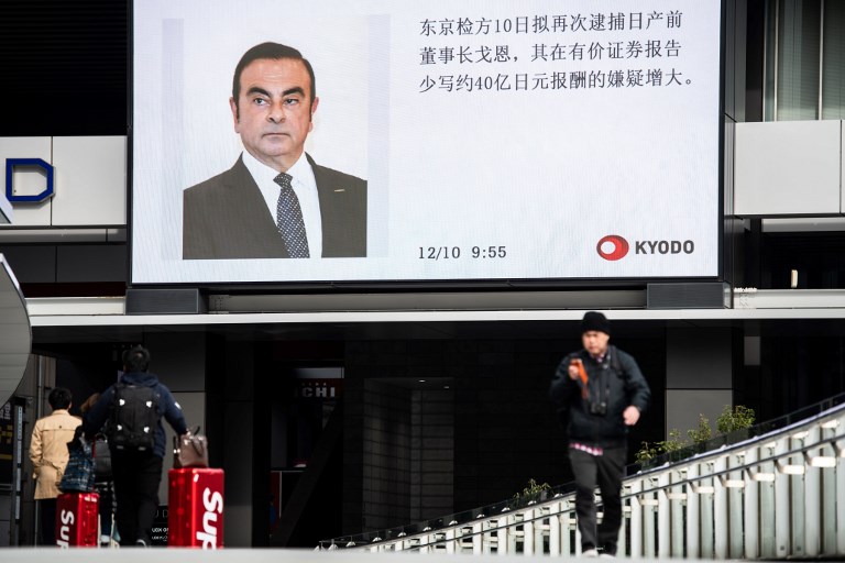 Carlos Ghosn, inculpado en Japón, seguirá en prisión