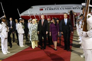 Presidente de Turquía llega a Venezuela para “estrechar lazos” (Fotos)