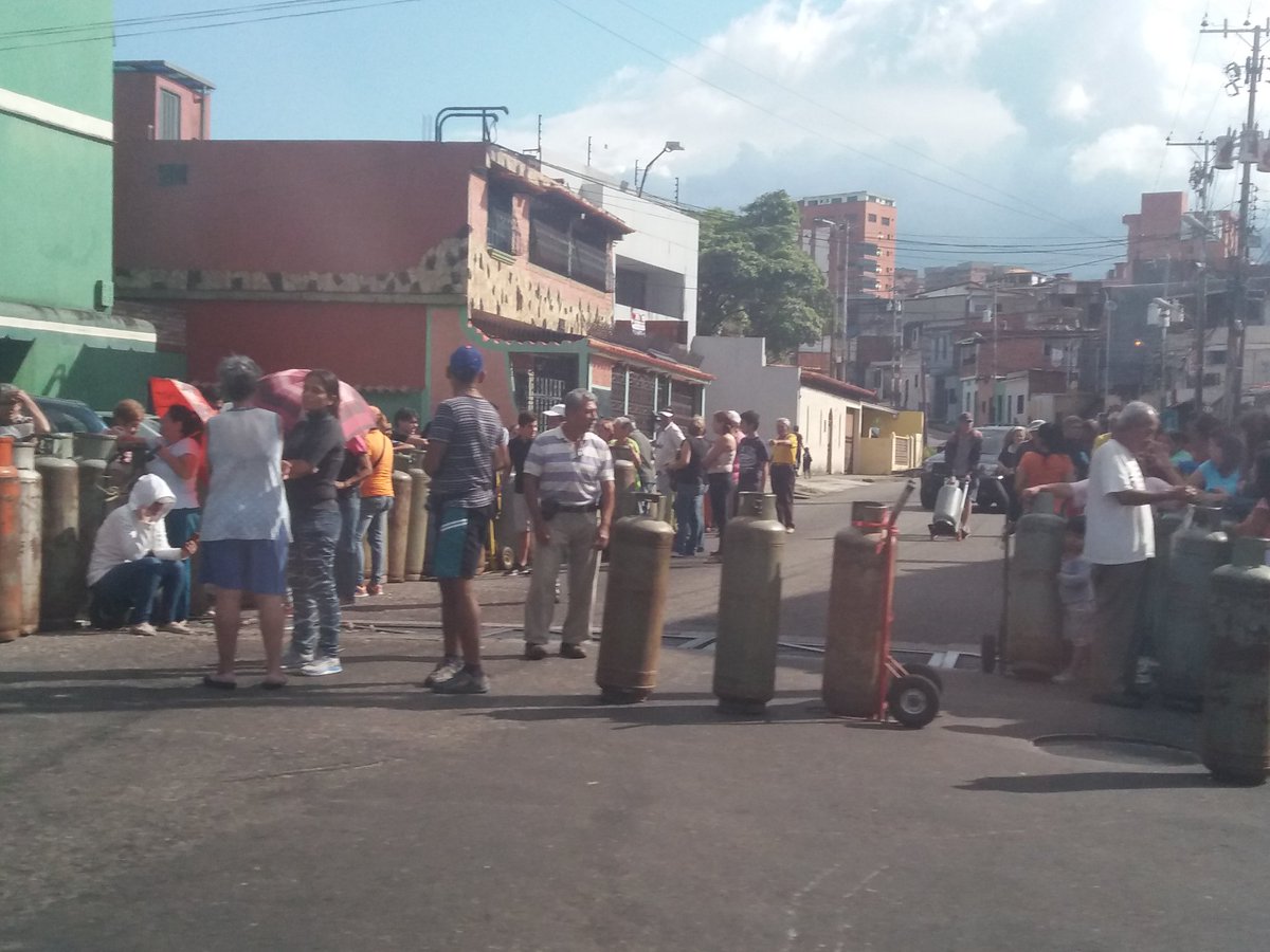 Se mantienen las protestas por falta de gas en Táchira #18Dic