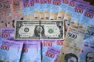 El Dicom de Nicolás, ahora es más “criminal” que el dólar negro