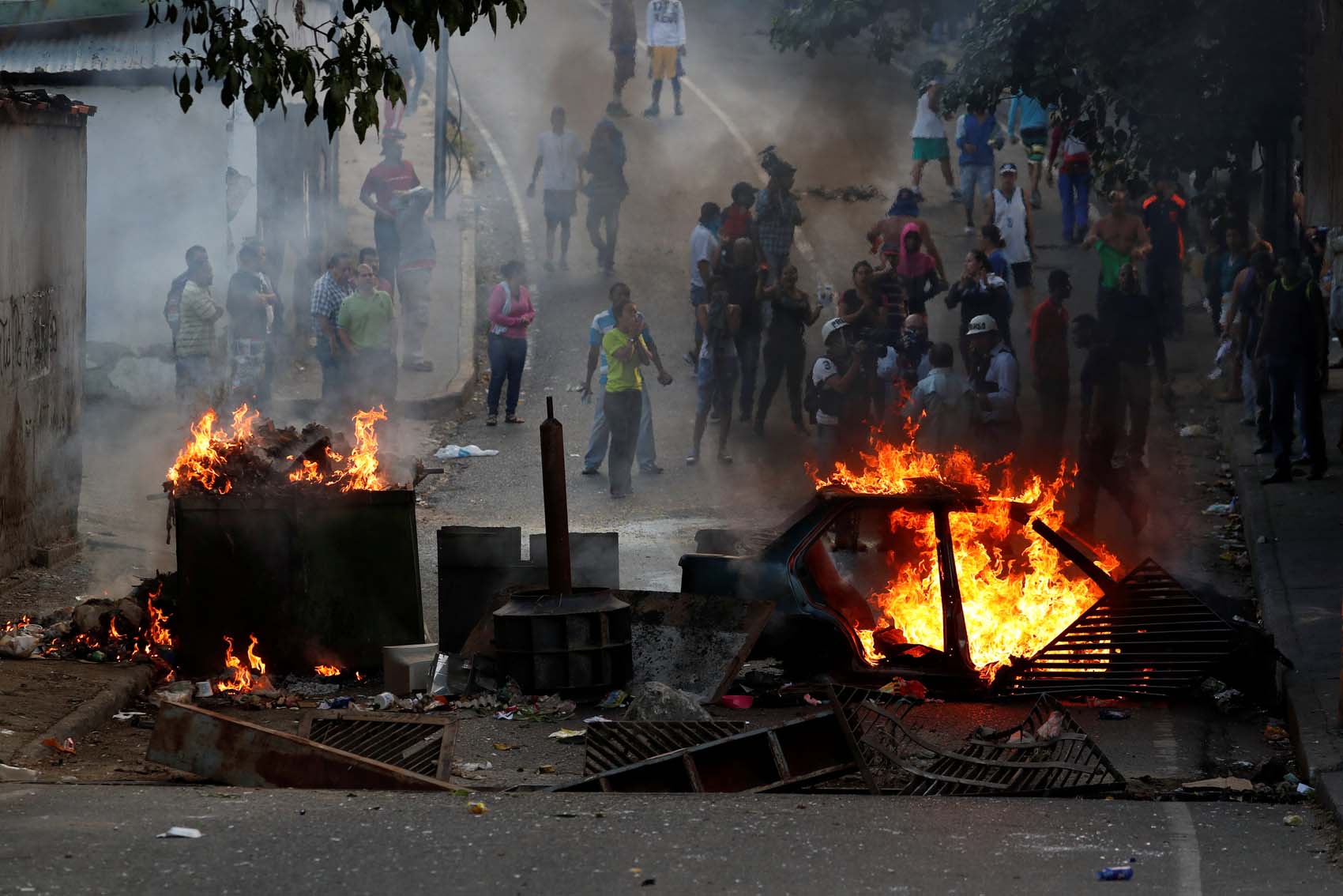 ABC: La Fuerza Armada de Venezuela sofoca la sublevación de un grupo de militares contra Maduro