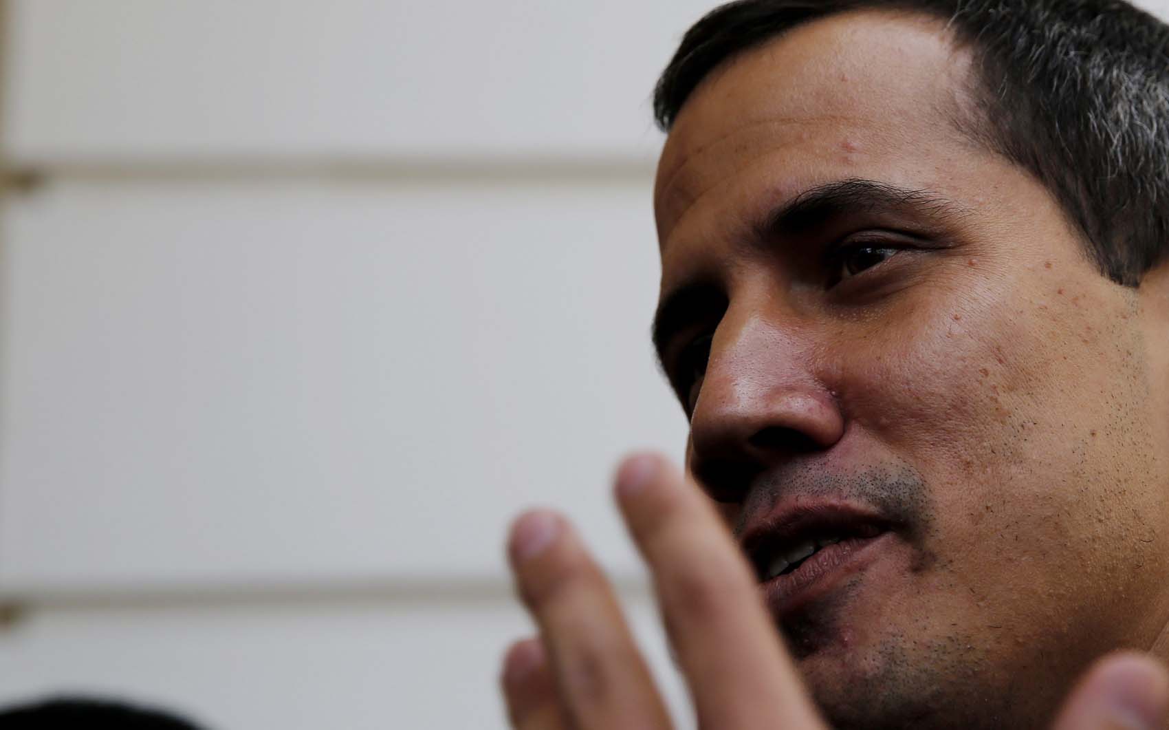 Guaidó pide a la Unión Europea que mantenga la presión sobre Maduro