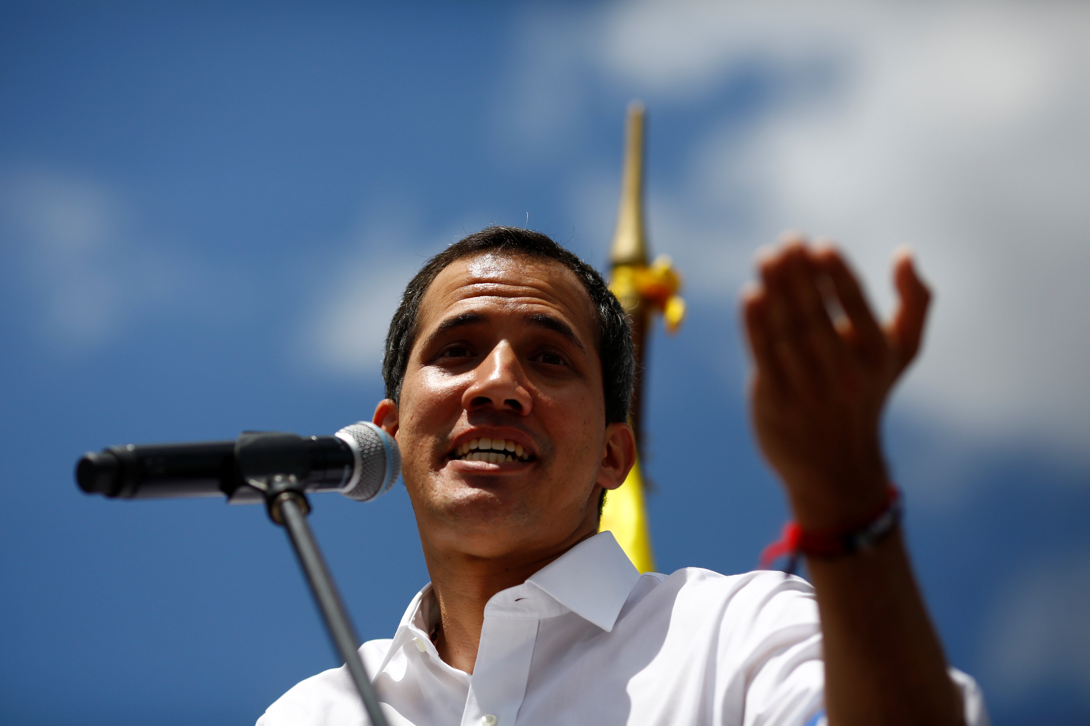 Guaidó tiene una popularidad del 70 % entre los colombianos