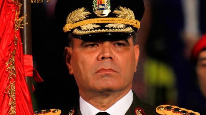 Coronel de la Fanb se atrevió a hacer una denuncia ante Padrino López y lo dejaron en la calle