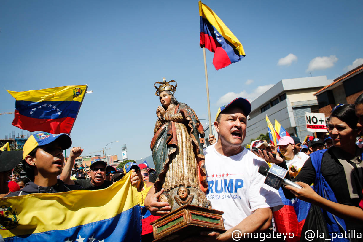 Lo que no vio de la movilización en apoyo al presidente (E) Juan Guaidó en Caracas #2Feb (VIDEO)