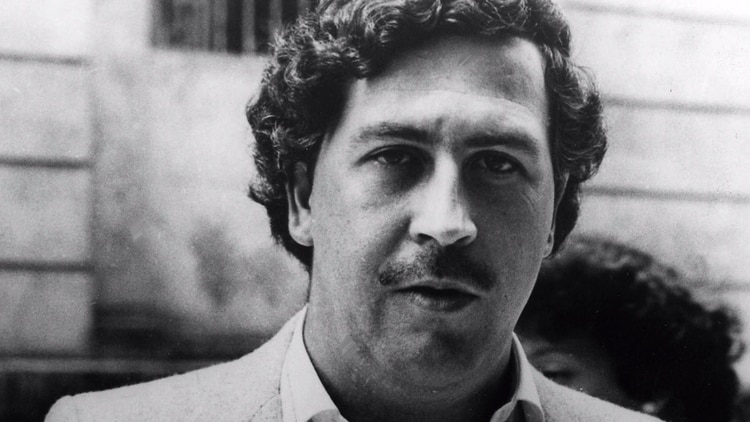 Graban un supuesto fantasma de Pablo Escobar antes de derrumbe del edificio Mónaco (Video)