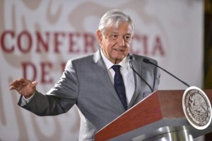 Papa aconseja a López Obrador pactar con opositores por el bien de México