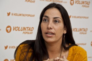 Adriana Pichardo denuncia ante el Parlasur la privativa de libertad contra Roberto Marrero