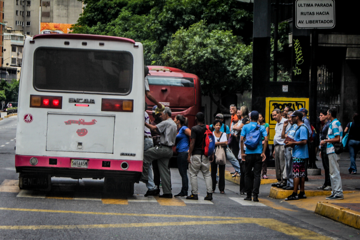 Transportistas en Chacaíto comenzaron a cobrar 1.400 bolívares por el pasaje