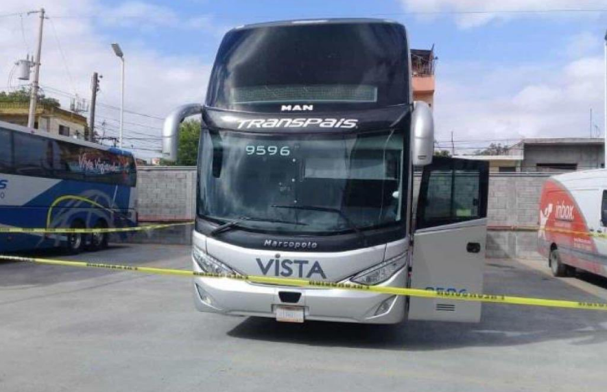 Secuestran con armas a 19 pasajeros de un autobús en el noreste de México