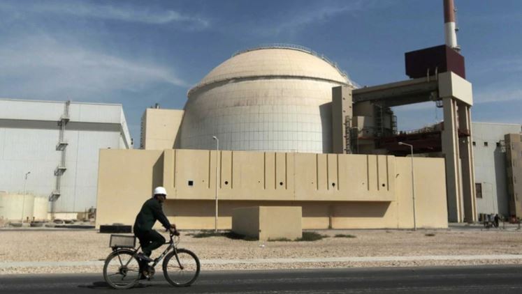 Irán condena eliminación de exenciones de acuerdo nuclear por parte de EEUU